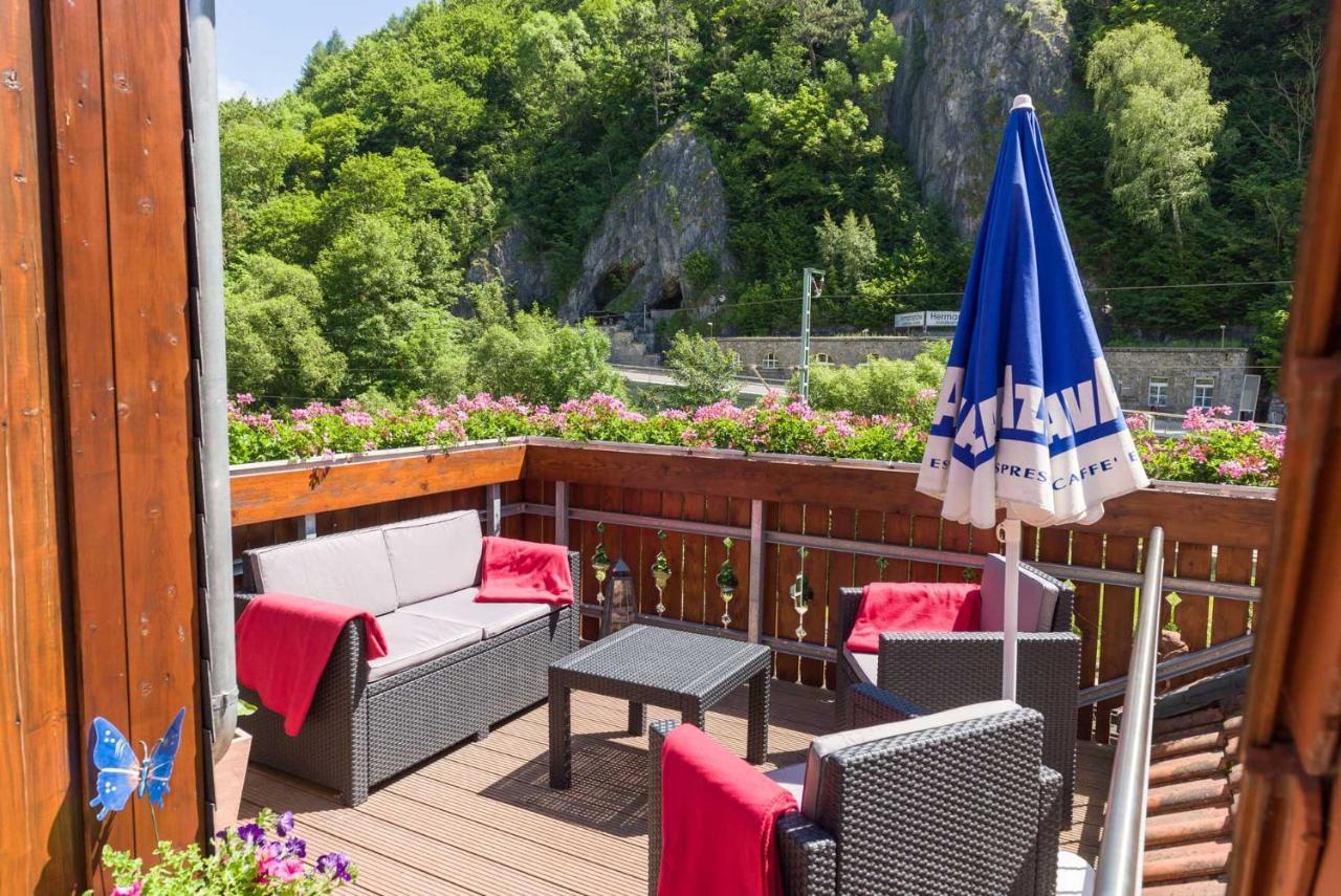 Numero1-Pension Und Cafe Rubeland Exterior photo